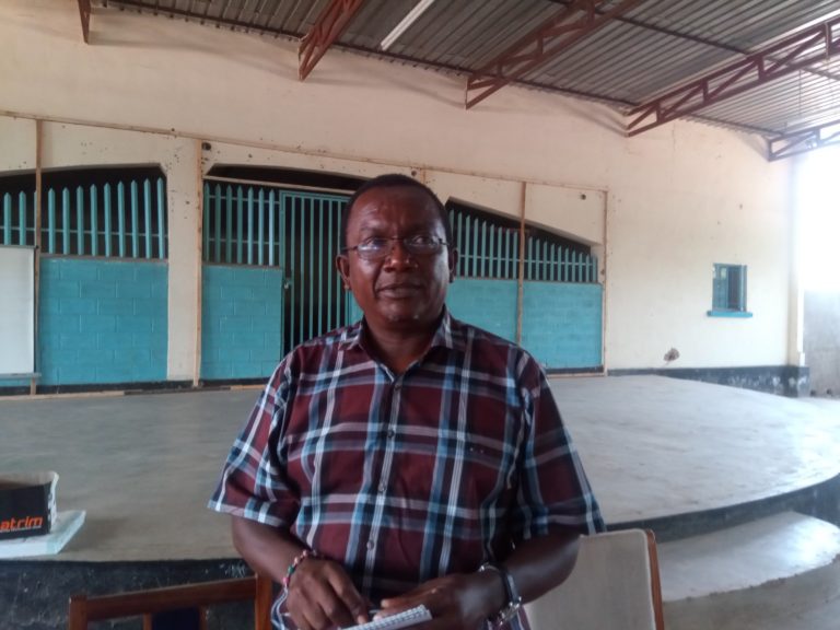 Karonga DC calls for improved sanitation in market