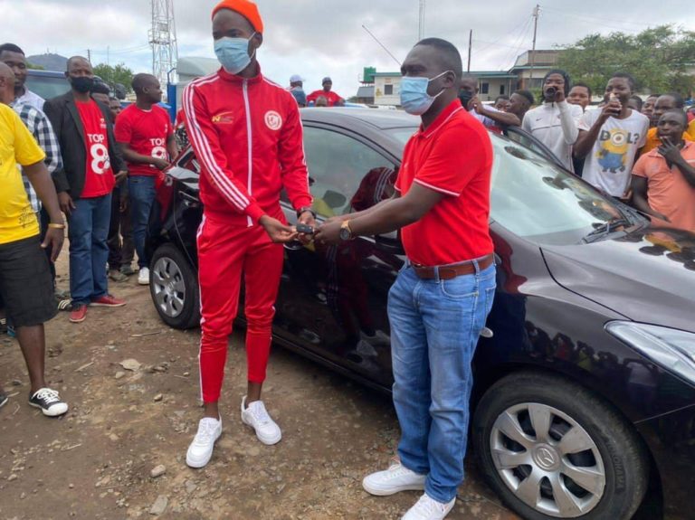 Sulom hands over Mazda Demio to Bullets’ midfielder Chimwemwe Idana