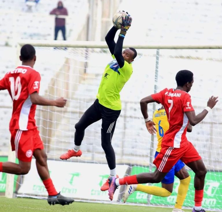 Nomads, Silver finish TNM Super League first round with victories
