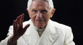 President Lazarus Chakwera joins the Catholic Church in mourning Pope Emeritus Benedict XVI