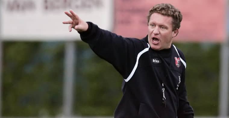 Bankers rope in a Dutch coach de <br>Jongh