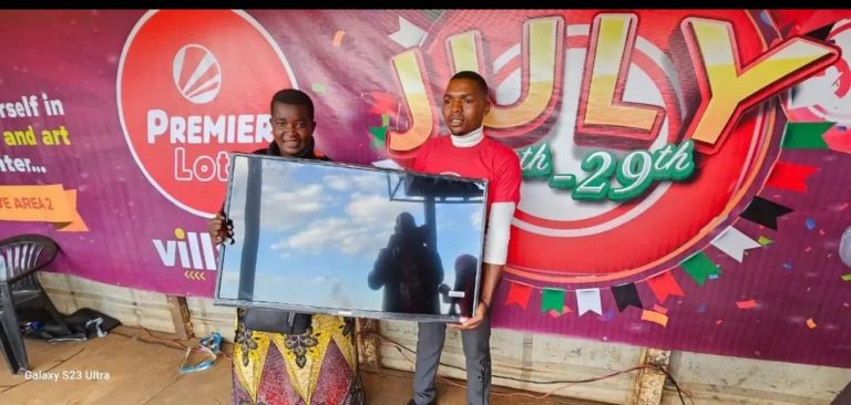 Kaunjika seller wins TV plasma in premier loto village promotion