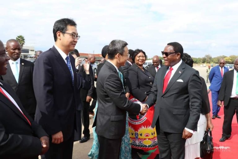 Chakwera secures 10 million kgs Tobacco market in China