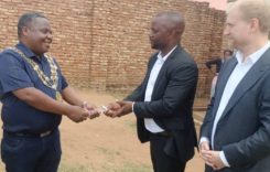 LL City Mayor Councilor Richard Banda partners with Good Vision Glasses to help 50 people found with sight problems