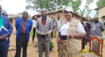 Minister of Gender Sendeza impressed with e-payment on SCTP in Nkhotakota