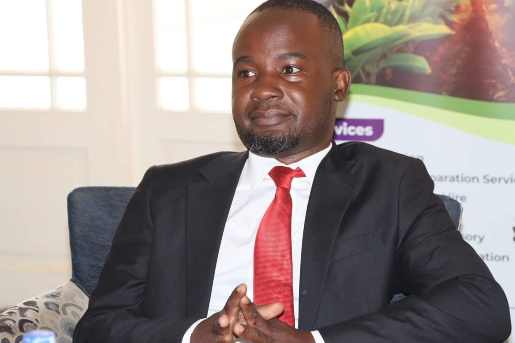 Minister of Trade and Industry, Sosten Gwengwe, has emphasised government's commitment to supporting agriculture cooperatives in mobilising resources through partnerships and collaborations to implement the mega farm strategy. 

