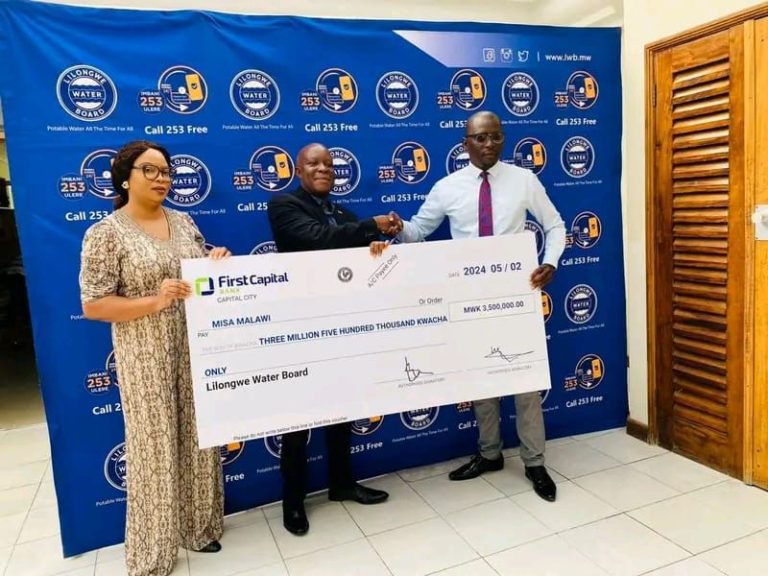 Lilongwe Water Board donates MWK 3.5 million to Media Institute Of Southern Africa (MISA) Malawi