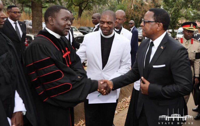 President Chakwera joins thousands in mourning Dr Killion Mgawi , describes him as a revered clerk
