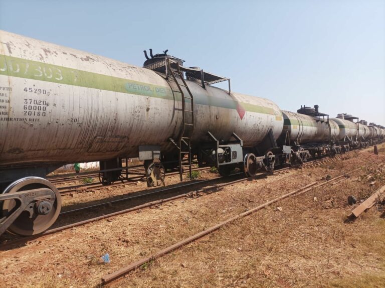 Matola hails NOCMA for railway transportation of 640,000 litres of petroleum after 21 years break