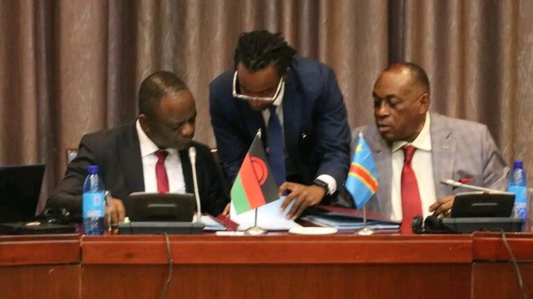 Malawi,DRC sign bilateral air service agreement
