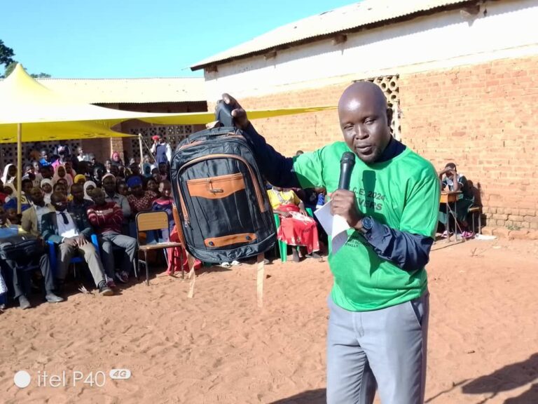 Kafwafwa donates K5 million to PLSCE achievers from Chitundu Zone