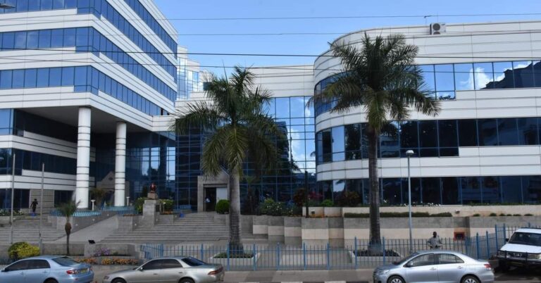 Reserve Bank of Malawi directs commercial banks to transfer foreign currency accounts to its control