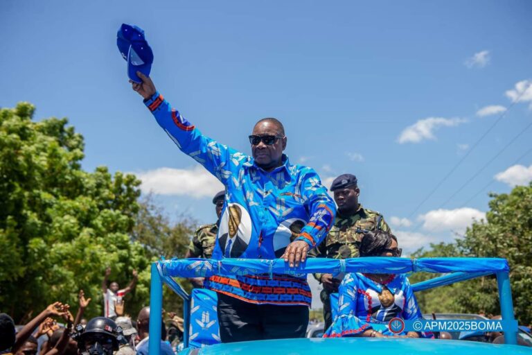 DPP leadership conducts whistle-stop tour along shire river