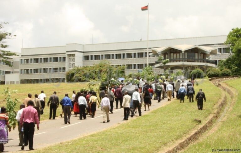 Civil servants in Malawi embark on nationwide strike