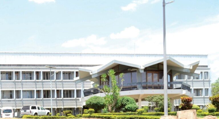 Concerned civil servants takes 20 percent salary hike to Parliament