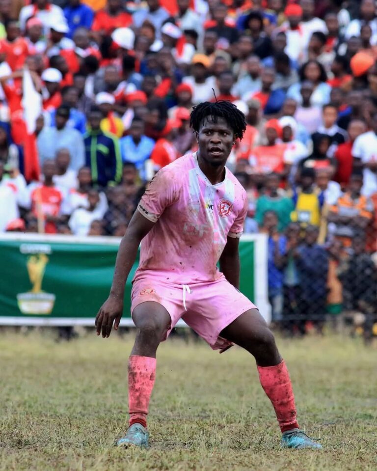 Clyde Senaji stripped of Bullets captaincy,<br>Lloyd Aaron takes over as the team’s captain