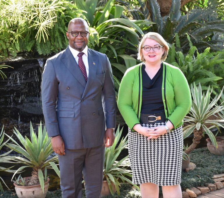 U.S. Diplomat Concludes Malawi Tour with Call for Peaceful Elections