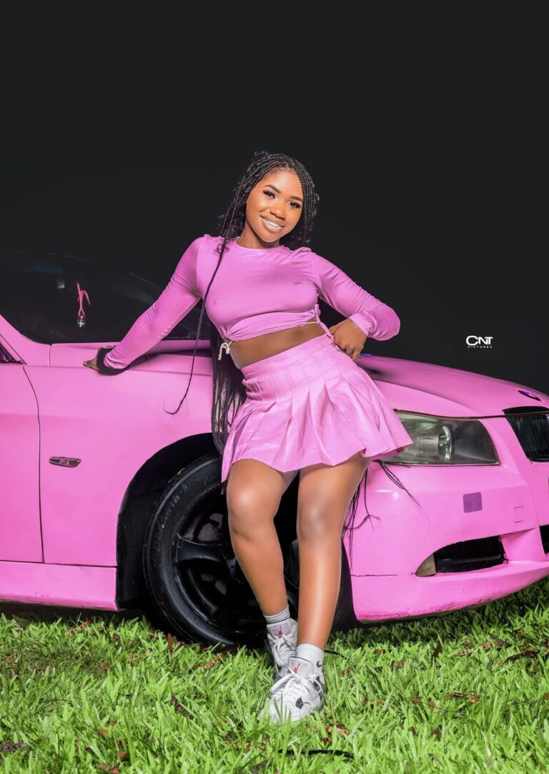 Emmie Deebo announces dates for First Born Tour