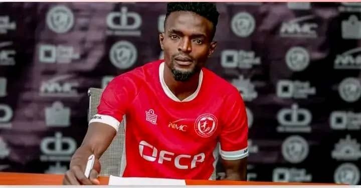 Bullets sign defender Khumbo Banda from Dynamos