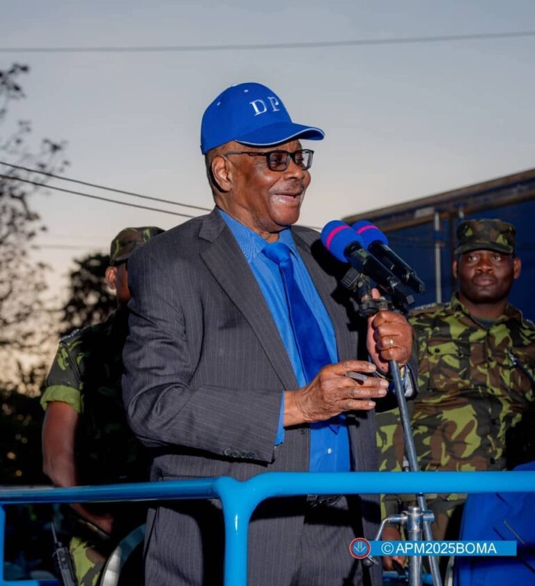 Mutharika to issue a decree for companies to retain to Blantyre