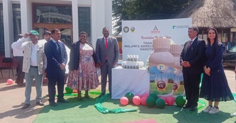 Agriculture minister urges farmers to adopt new farming technologies