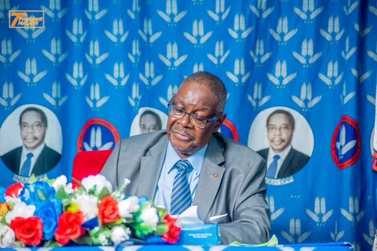 Mutharika warns against abuse of transition period