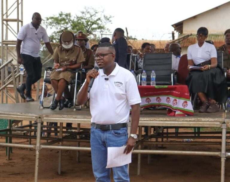 Kalindo appreciates Tadikira for celebrating Christmas with prisoners