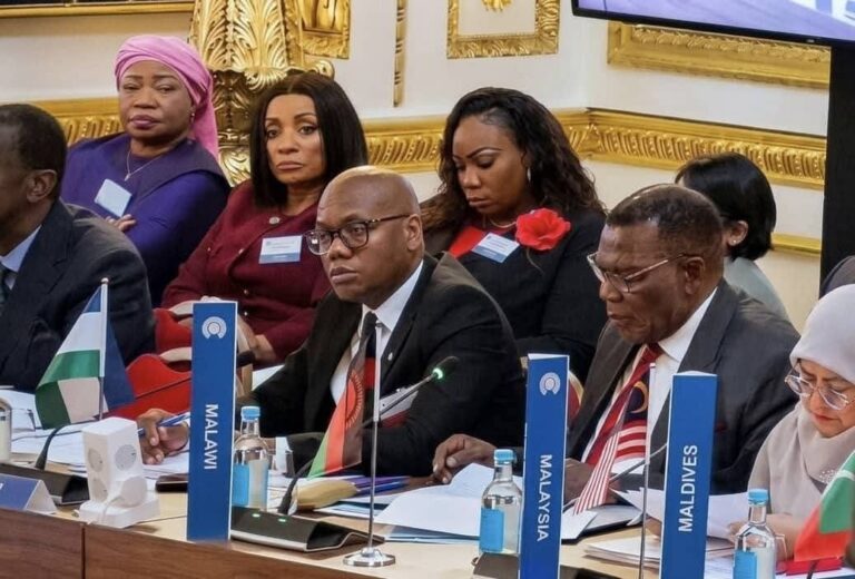 Chaponda Calls for Action on Trade Barriers at Commonwealth Meeting in London