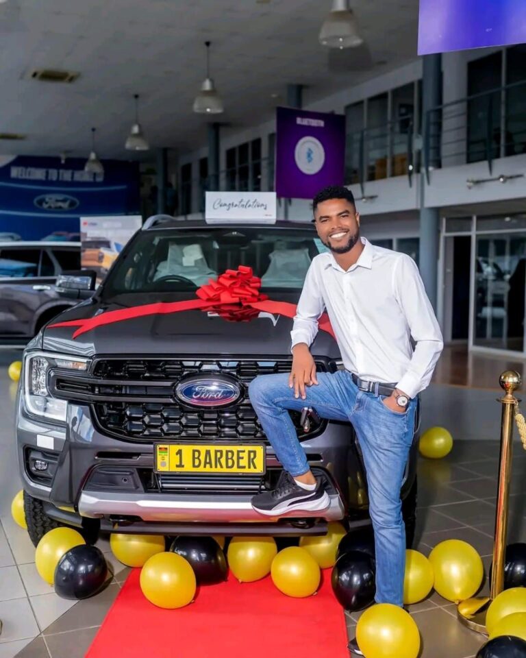 Kamangila wati Prince Barber amagulitsa mankhwala ozunguza bongo