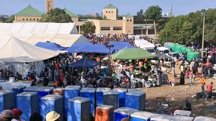 Malawians dispersed with teargas, stun grenades in Durban shelter standoff
