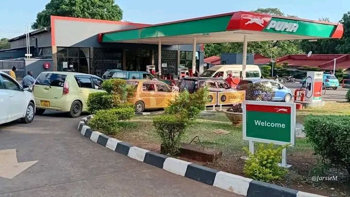 Mera slashes fuel prices as global petroleum costs fall